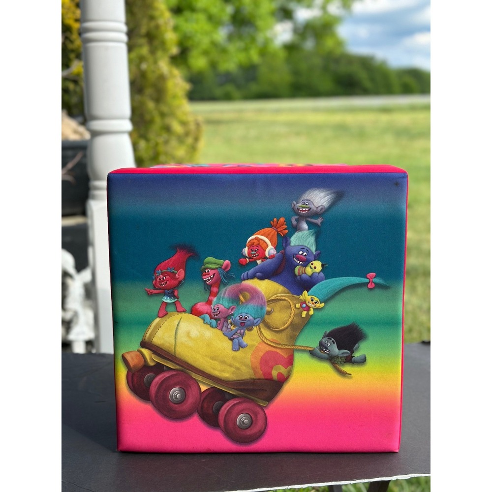DreamWorks Trolls World Tour Rainbow Storage Ottoman Toy Box‎ Cube Collapsible